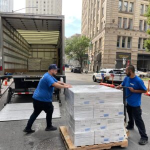 2 movers pushing objects